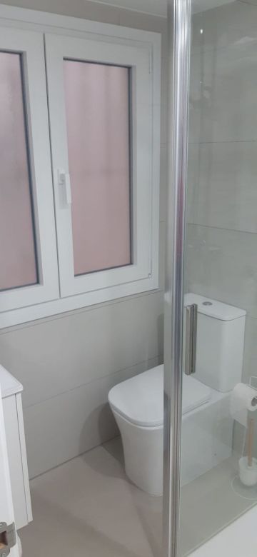 https://cdn.resales-online.com/public/2clagkpr0e/properties/aeea2a1fab3611ef84cf0217bc231ef4/w1200/19-d0ed7da2012a09046d307c195d98e7d6.jpg?v=1732549236