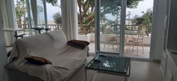 https://cdn.resales-online.com/public/2clagkpr0e/properties/aeea2a1fab3611ef84cf0217bc231ef4/w1200/3-e898b2bb2a2fdfd06d2c39894dce8316.jpg?v=1732549236