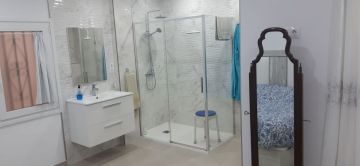 https://cdn.resales-online.com/public/2clagkpr0e/properties/aeea2a1fab3611ef84cf0217bc231ef4/w1200/7-aa4cc561180b369757c0bb4af9886cd3.jpg?v=1732549236