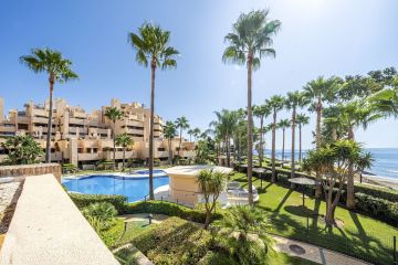 https://cdn.resales-online.com/public/2clagkpr0e/properties/0f7e3380ab4311ef84cf0217bc231ef4/w1200/19-d0ed7da2012a09046d307c195d98e7d6.jpg?v=1732552885