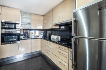 https://cdn.resales-online.com/public/2clagkpr0e/properties/0f7e3380ab4311ef84cf0217bc231ef4/w1200/9-467d0cee5b725f3ef65f102a0c2e69c0.jpg?v=1732552885