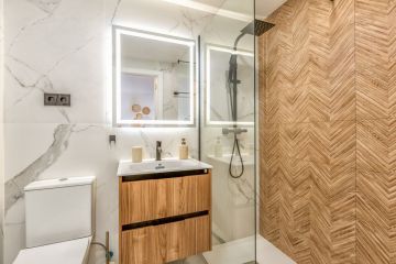 https://cdn.resales-online.com/public/l0bp0clj8g/properties/993b5844a8a511ef84cf0217bc231ef4/w1200/2-5bd7b9d04b45e33852eaf0ec6670150d.jpg?v=1732717826