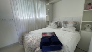 https://cdn.resales-online.com/public/gj2trnzxds/properties/ff01c93ead6611ef84cf0217bc231ef4/w1200/17-dd5fcd4f0eb487dfa3803f7e20814c0e.jpg?v=1732787935