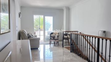 https://cdn.resales-online.com/public/0ujaq2tb3b/properties/38e4d417b15f11ef84cf0217bc231ef4/w1200/16-ec67b526875bf0124b6ce4328a754439.jpg?v=1733224400