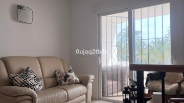https://cdn.resales-online.com/public/0ujaq2tb3b/properties/38e4d417b15f11ef84cf0217bc231ef4/w1200/32-e7f90ea5feef5e01d64d74d6b6d8a834.jpg?v=1733224400