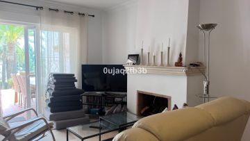 https://cdn.resales-online.com/public/0ujaq2tb3b/properties/38e4d417b15f11ef84cf0217bc231ef4/w1200/35-53608d01401493ba18e3704836160563.jpg?v=1733224400