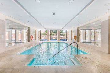 https://cdn.resales-online.com/public/s9unvkbr31/properties/e7b077dab1fd11ef84cf0217bc231ef4/w1200/13-5fd73dea700db77384c091ca9818b1a9.jpg?v=1733292554