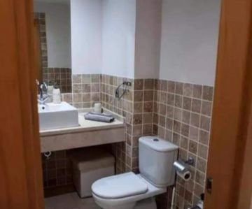 https://cdn.resales-online.com/public/7rg1k5rn6p/properties/97fe9cd59aea11ef84cf0217bc231ef4/w1200/14-d70dc3102c00d7be0e872dfe1c1f86d7.jpg?v=1732348418