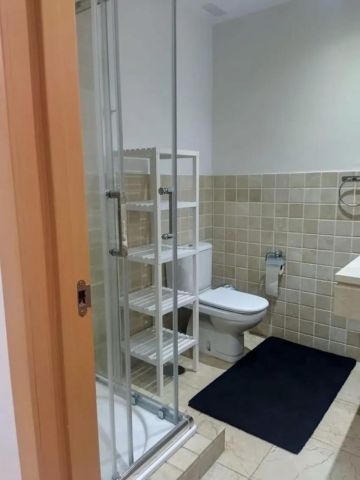 https://cdn.resales-online.com/public/7rg1k5rn6p/properties/97fe9cd59aea11ef84cf0217bc231ef4/w1200/19-d0ed7da2012a09046d307c195d98e7d6.jpg?v=1732348418