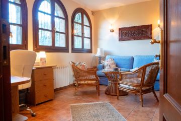 https://cdn.resales-online.com/public/nn7cl5i5kx/properties/4d8d4cc2b86111ef84cf0217bc231ef4/w1200/21-2c707e7c511429b4f8ec4ee5f221ddb6.jpg?v=1733995244
