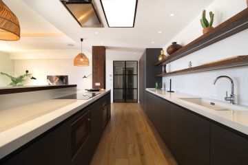 https://cdn.resales-online.com/public/nl6u2jq7nv/properties/6f7175abb7a711ef84cf0217bc231ef4/w1200/14-d70dc3102c00d7be0e872dfe1c1f86d7.jpg?v=1734022873