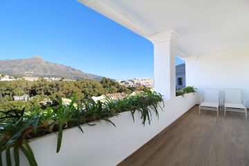 https://cdn.resales-online.com/public/nl6u2jq7nv/properties/6f7175abb7a711ef84cf0217bc231ef4/w1200/25-45e7a00e8ada30030040e20a35fbccfd.jpg?v=1734022873