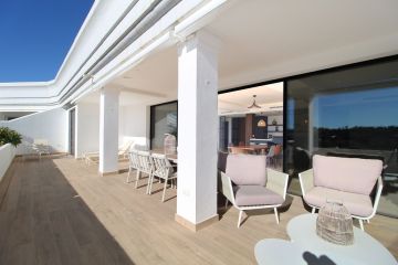 https://cdn.resales-online.com/public/nl6u2jq7nv/properties/6f7175abb7a711ef84cf0217bc231ef4/w1200/3-e898b2bb2a2fdfd06d2c39894dce8316.jpg?v=1734022873