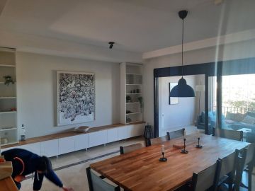 https://cdn.resales-online.com/public/asb71hmq0g/properties/915f2480ba1a11ef84cf0217bc231ef4/w1200/11-20939a0134ad724a8cb2a801094d15a4.jpg?v=1734356442