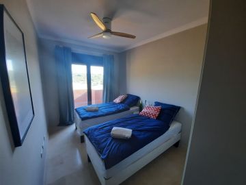https://cdn.resales-online.com/public/asb71hmq0g/properties/915f2480ba1a11ef84cf0217bc231ef4/w1200/22-bcf8e6250e0bab365f900a8ac31ac040.jpg?v=1734356442