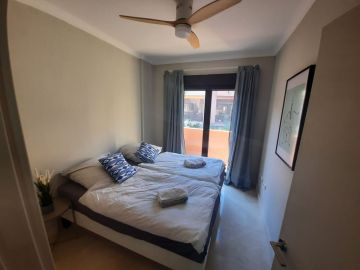 https://cdn.resales-online.com/public/asb71hmq0g/properties/915f2480ba1a11ef84cf0217bc231ef4/w1200/27-f6e8bc237ba13ac4c268badec6354f3d.jpg?v=1734356442
