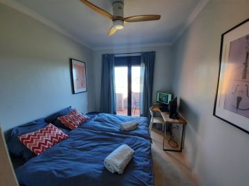 https://cdn.resales-online.com/public/asb71hmq0g/properties/915f2480ba1a11ef84cf0217bc231ef4/w1200/30-5e8634ec9576c9ad4825a6dec5b5d375.jpg?v=1734356442
