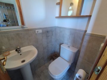 https://cdn.resales-online.com/public/nfl2yik7ko/properties/62f33a28b95a11ef84cf0217bc231ef4/w1200/26-c684a62c9f160a1f90904dd925da0645.jpg?v=1734102284