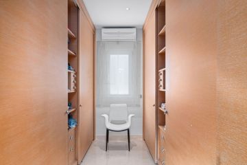 https://cdn.resales-online.com/public/egas3xm0bp/properties/a61f29bab19d11ef84cf0217bc231ef4/w1200/19-d0ed7da2012a09046d307c195d98e7d6.jpg?v=1733742671