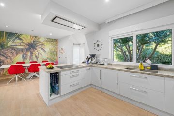 https://cdn.resales-online.com/public/egas3xm0bp/properties/a61f29bab19d11ef84cf0217bc231ef4/w1200/51-1a006e3d9335f058903eb94f281586d2.jpg?v=1733742671
