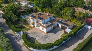 https://cdn.resales-online.com/public/egas3xm0bp/properties/a61f29bab19d11ef84cf0217bc231ef4/w1200/8-e64a9055bba3e77ac8aca3b893cdf826.jpg?v=1733742671