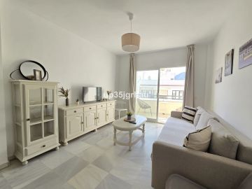 https://cdn.resales-online.com/public/up35jgrhau/properties/fb6b940dbc5711ef84cf0217bc231ef4/w1200/10-bb915d1cb19341576dcdc994b81ab9c5.jpg?v=1734430754