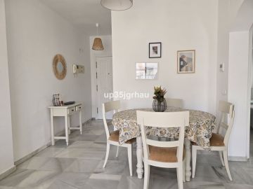 https://cdn.resales-online.com/public/up35jgrhau/properties/fb6b940dbc5711ef84cf0217bc231ef4/w1200/26-c684a62c9f160a1f90904dd925da0645.jpg?v=1734430754