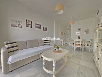 https://cdn.resales-online.com/public/up35jgrhau/properties/fb6b940dbc5711ef84cf0217bc231ef4/w1200/7-aa4cc561180b369757c0bb4af9886cd3.jpg?v=1734430754