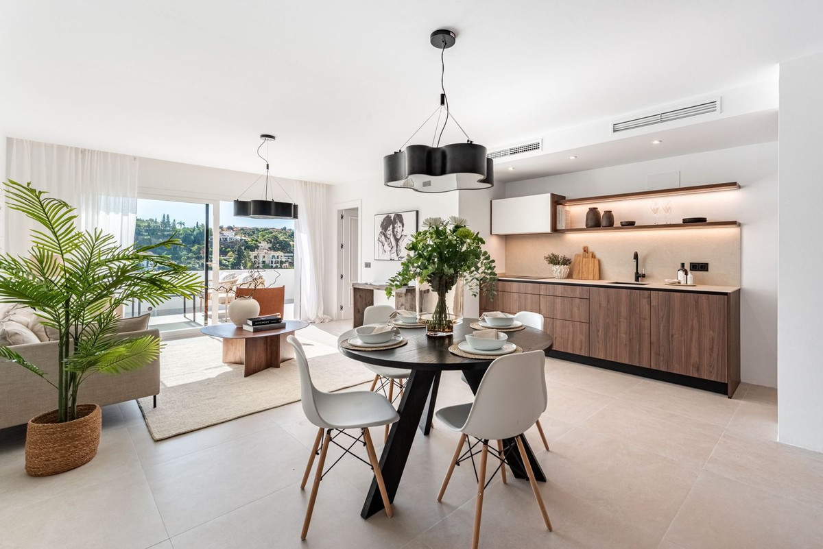 https://cdn.resales-online.com/public/t33dfhbt4y/properties/dd0a8b35b87411ef84cf0217bc231ef4/w1200/1-7980e48d732b6fc85c14b43b94d2aa54.jpg?v=1734008202