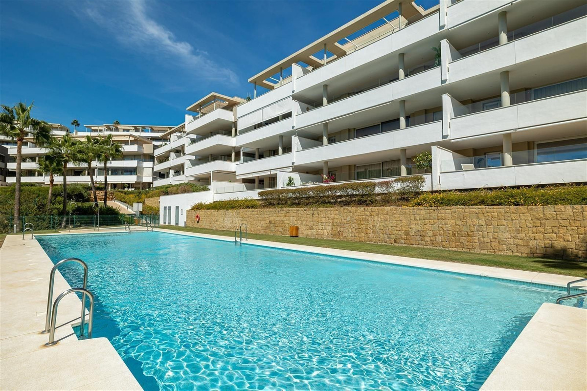 https://cdn.resales-online.com/public/cbe5z5pyy0/properties/3601a1b9beba11ef84cf0217bc231ef4/w1200/1-7980e48d732b6fc85c14b43b94d2aa54.jpg?v=1734693021