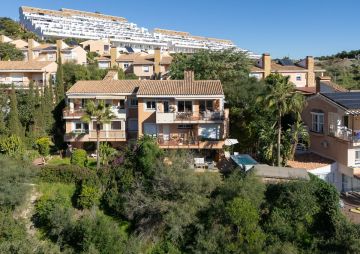 https://cdn.resales-online.com/public/bb3tcr1ax0/properties/a8e0b180bd5611ef84cf0217bc231ef4/w1200/43-a8f5d713bac48f35147f2e8bcee96193.jpg?v=1734543991