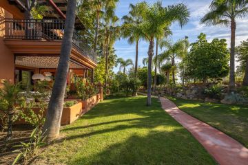 https://cdn.resales-online.com/public/bb3tcr1ax0/properties/7c989f34c51e11ef8ce602e0405b089b/w1200/26-c684a62c9f160a1f90904dd925da0645.jpg?v=1735397610