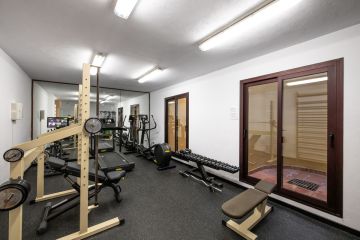 https://cdn.resales-online.com/public/bb3tcr1ax0/properties/7c989f34c51e11ef8ce602e0405b089b/w1200/42-3aa90f523689fc5a59d5d37badfe1b6f.jpg?v=1735397610