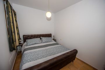 https://cdn.resales-online.com/public/2clagkpr0e/properties/353f3286bca811ed84bd0217bc231ef4/w1200/25-45e7a00e8ada30030040e20a35fbccfd.jpg?v=1735322308