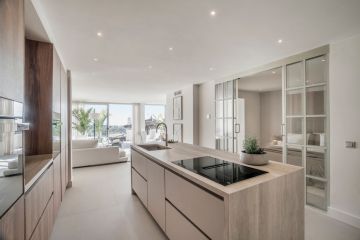 https://cdn.resales-online.com/public/xxgluerdu7/properties/2454640ac99a11ef8ce602e0405b089b/w1200/10-bb915d1cb19341576dcdc994b81ab9c5.jpg?v=1735888534