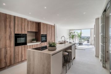 https://cdn.resales-online.com/public/xxgluerdu7/properties/2454640ac99a11ef8ce602e0405b089b/w1200/3-e898b2bb2a2fdfd06d2c39894dce8316.jpg?v=1735888534