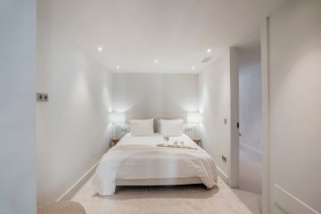 https://cdn.resales-online.com/public/xxgluerdu7/properties/2454640ac99a11ef8ce602e0405b089b/w1200/32-e7f90ea5feef5e01d64d74d6b6d8a834.jpg?v=1735888534