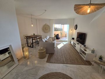 https://cdn.resales-online.com/public/04l12bgg3v/properties/3e287456cdaf11ef8ce602e0405b089b/w1200/13-5fd73dea700db77384c091ca9818b1a9.jpg?v=1736337575