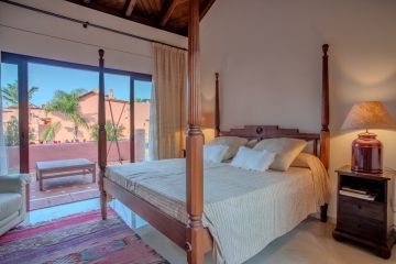 https://cdn.resales-online.com/public/y2bix7xo8m/properties/f572e65abe9711ef84cf0217bc231ef4/w1200/30-5e8634ec9576c9ad4825a6dec5b5d375.jpg?v=1734678133