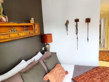 https://cdn.resales-online.com/public/wuap71y7hs/properties/45041aa1cbfb11ef8ce602e0405b089b/w1200/14-d70dc3102c00d7be0e872dfe1c1f86d7.jpg?v=1736150152