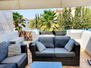 https://cdn.resales-online.com/public/wuap71y7hs/properties/45041aa1cbfb11ef8ce602e0405b089b/w1200/17-dd5fcd4f0eb487dfa3803f7e20814c0e.jpg?v=1736150152
