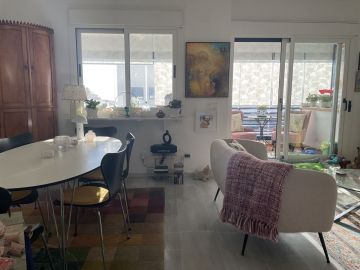 https://cdn.resales-online.com/public/lfdk02ac23/properties/84cbea2ed1ca11ef8ce602e0405b089b/w1200/6-241328e1bcc9c0d8ce1222beb6c967a8.jpg?v=1736790424