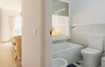 https://cdn.resales-online.com/public/wuap71y7hs/properties/26a5bac1d4a011ef8ce602e0405b089b/w1200/13-5fd73dea700db77384c091ca9818b1a9.jpg?v=1737100577