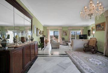 https://cdn.resales-online.com/public/tvp8hc2oq5/properties/4e913937d41811ef8ce602e0405b089b/w1200/10-bb915d1cb19341576dcdc994b81ab9c5.jpg?v=1737042549
