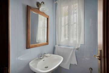 https://cdn.resales-online.com/public/tvp8hc2oq5/properties/4e913937d41811ef8ce602e0405b089b/w1200/28-ef19a2c59920e2e087cd278a51b6dbf8.jpg?v=1737042549
