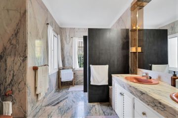 https://cdn.resales-online.com/public/tvp8hc2oq5/properties/4e913937d41811ef8ce602e0405b089b/w1200/34-2e8657844e540eba0189d71f472ffca9.jpg?v=1737042549
