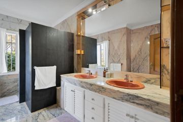 https://cdn.resales-online.com/public/tvp8hc2oq5/properties/4e913937d41811ef8ce602e0405b089b/w1200/35-53608d01401493ba18e3704836160563.jpg?v=1737042549