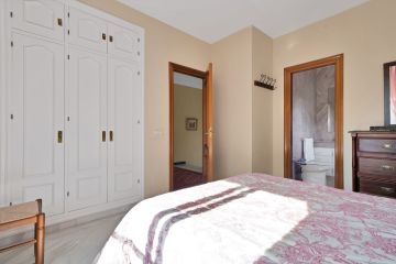 https://cdn.resales-online.com/public/tvp8hc2oq5/properties/4e913937d41811ef8ce602e0405b089b/w1200/64-007290d858e939c7b4c4023ae016965a.jpg?v=1737042549