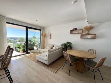 https://cdn.resales-online.com/public/1520bm129f/properties/891d1ec3d27311ef8ce602e0405b089b/w1200/12-53013098fcab6c38b1379cd33298e050.jpg?v=1737030644