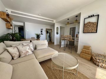 https://cdn.resales-online.com/public/1520bm129f/properties/891d1ec3d27311ef8ce602e0405b089b/w1200/13-5fd73dea700db77384c091ca9818b1a9.jpg?v=1737030644